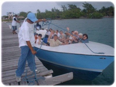 Belize Odyssey Resort - Group Leaving Hotel Dock