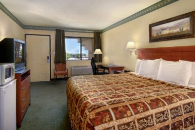 Days Inn of Rio Rancho - King Bedroom