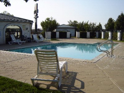 Best Rest Inn Ogden - Pool Area