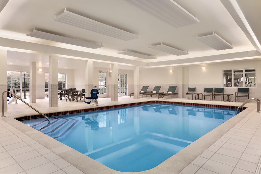 Dublin Homewood Suites - Indoor Pool