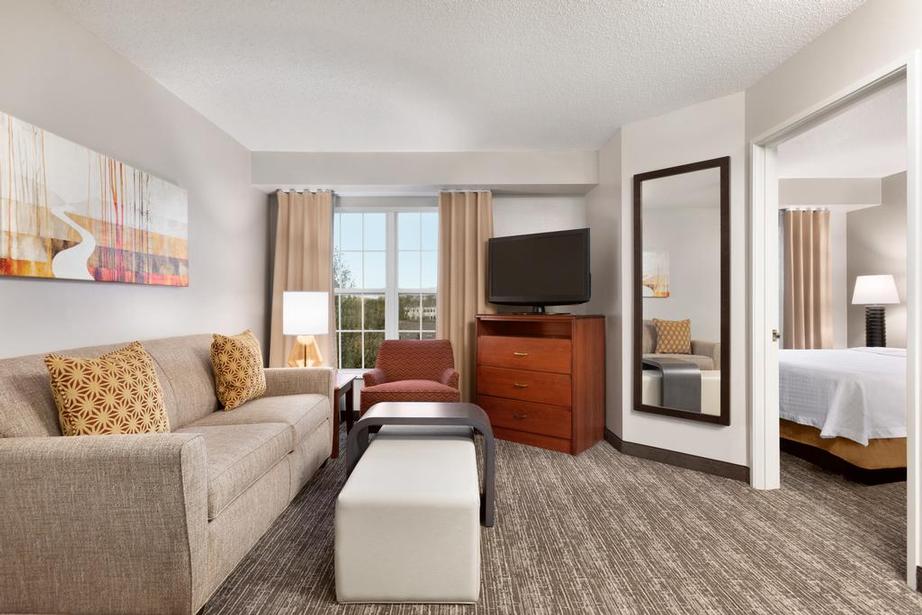 Dublin Homewood Suites - Lobby