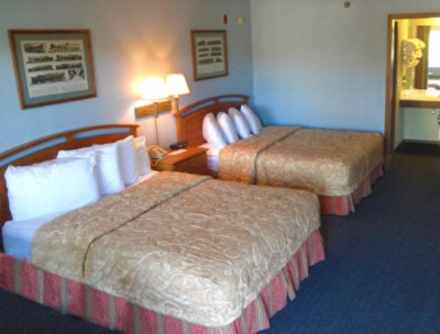 Boxcar Willie Inn - Planning The Perfect Day In Our Lobby