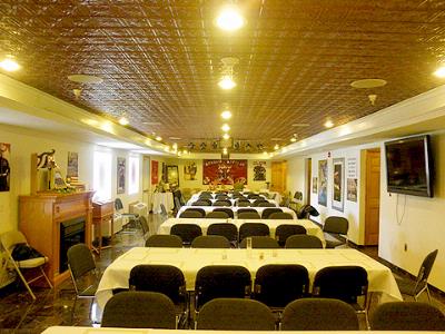 Boxcar Willie Inn - End Of A Busy Day In A Starlight Queen Room