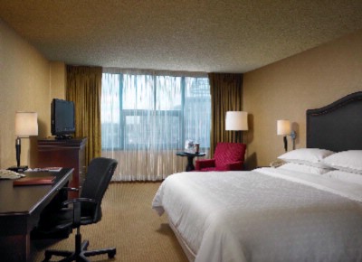 Sheraton Cerritos Hotel - Standard King