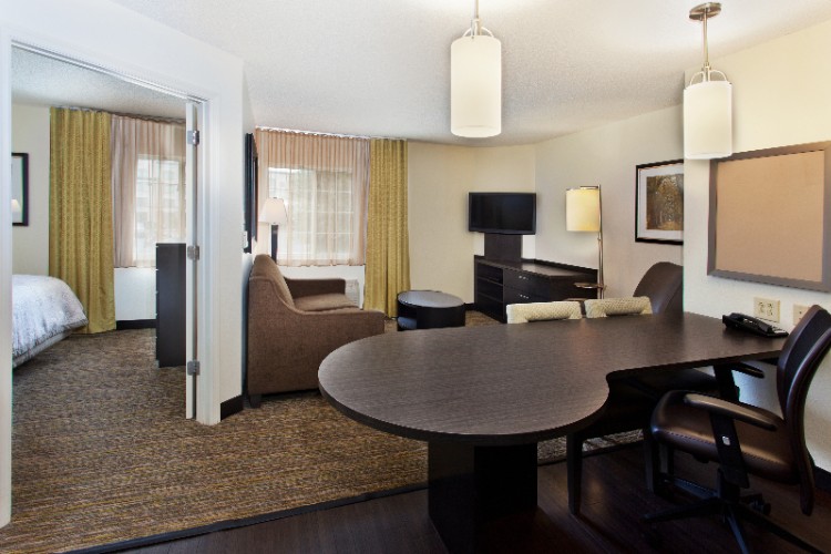 Candlewood Denver Lakewood - 