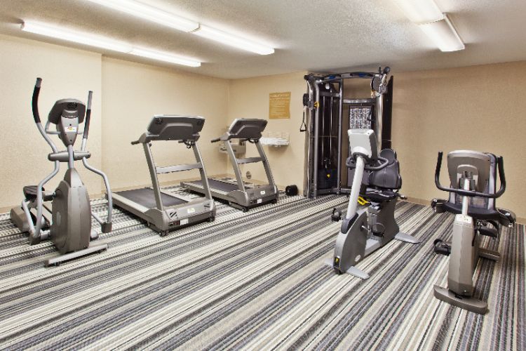 Candlewood Denver Lakewood - 
