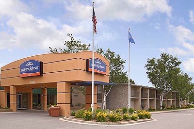 Howard Johnson Inn & Conference Center - Entrance