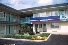 Motel 6 - 