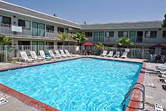 Motel 6 - 