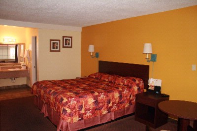 Econo Lodge Downtown Albuquerque - 
