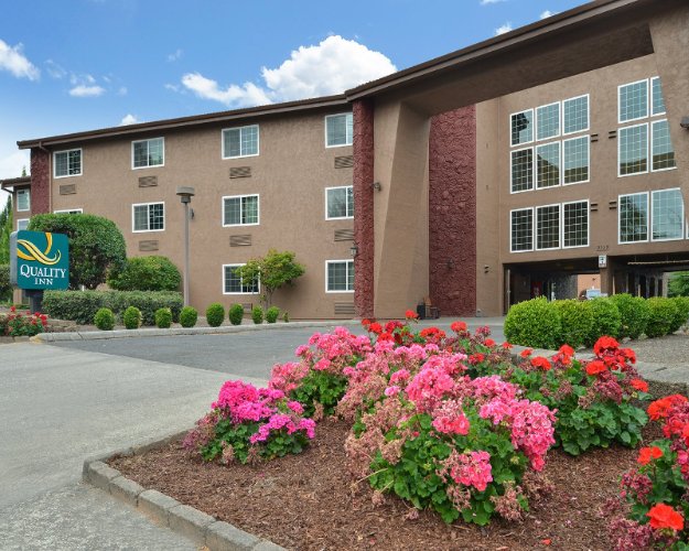 America's Best Inns & Suites - 
