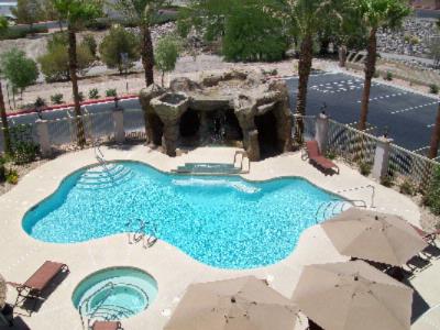 Comfort Inn & Suites Henderson - 