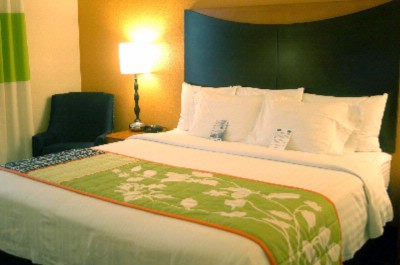 Fairfield Inn & Suites by Marriott - King Size Bed