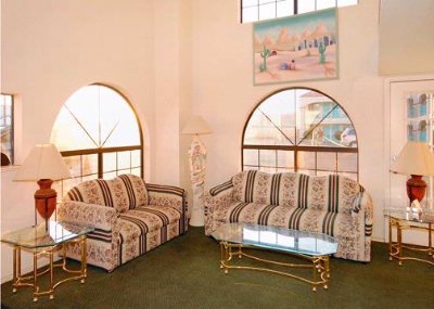 Econo Lodge - 