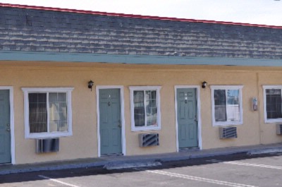 Palace Inn - 