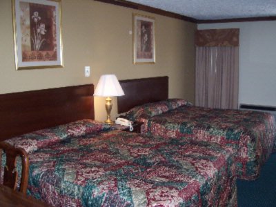 Howard Johnson Inn - 