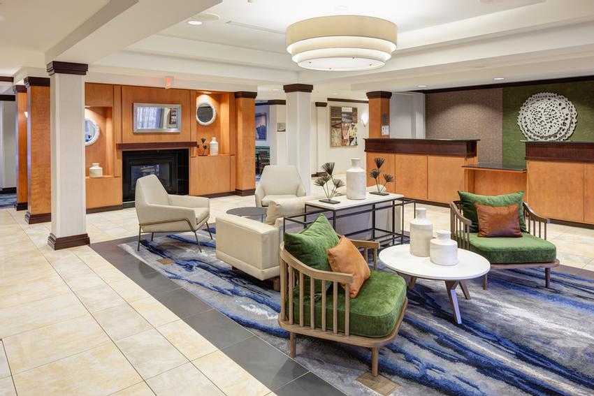 Fairfield Inn & Suites - Standard King Room