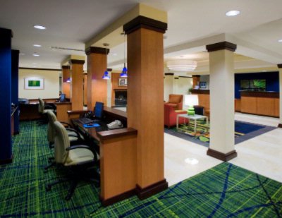 Fairfield Inn & Suites - Business Center