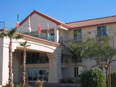 Holiday Inn Express & Suites - Holiday Inn Express Calexico Exterior