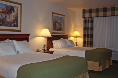 Holiday Inn Express & Suites - Holiday Inn Express Double Guestroom