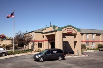 Mr. Sandman Inn & Suites - Mr. Sandman Inn And Suites