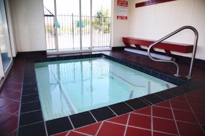 Mr. Sandman Inn & Suites - Mr. Sandman Hot Tub