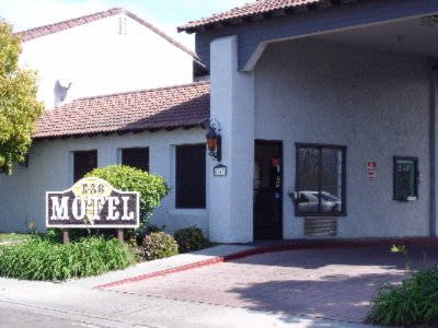 Ez 8 Motel Old Town - 