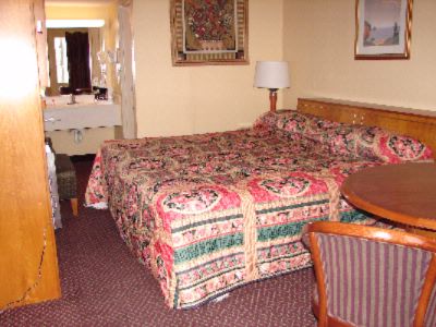 Howard Johnson Inn - 1 King Size Bed Room