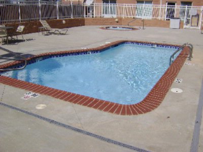 Holiday Inn Express - Swimming Pool