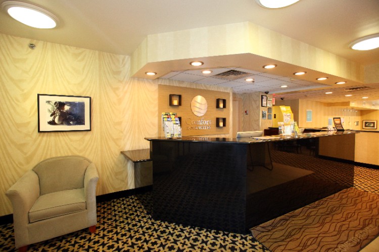 Comfort Inn & Suites Paramus Nj - Double Queen Room
