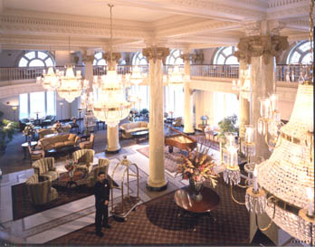 Historic Hotel Utica An Ascend Collection - Lobby From Mezzanine