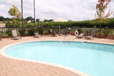 Hampton Inn Statesville - Hot Outside? Take A Relaxing Dip In Our Outdoor Pool!