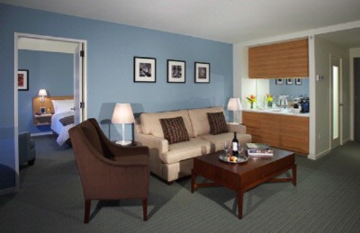 The Study at Yale - Presidential Suite