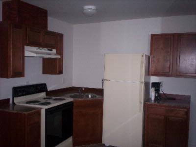 Howard Johnson Inn & Suites - Kitchen Suite