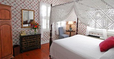 Elliott House Inn - Traditional King Room