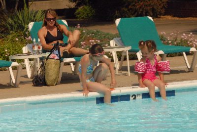 Clarion Hotel & Convention Center - Swimming Pool
