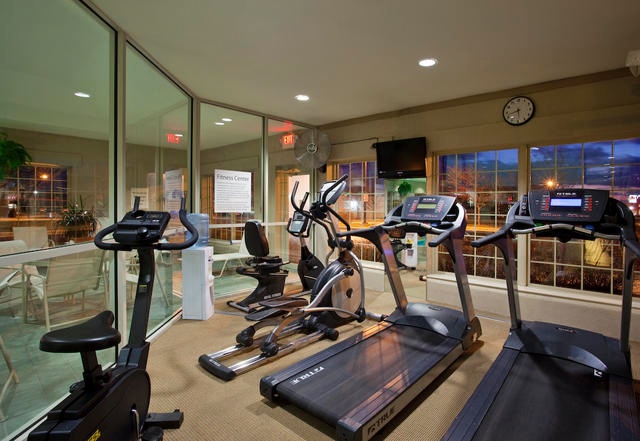 Holiday Inn Express Hotel & Suites - Fitness Center