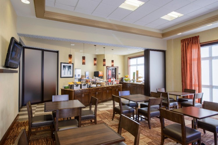 Hampton Inn Convention Center - 