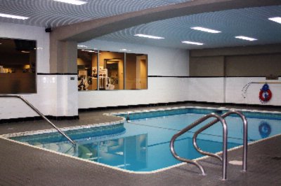 Harbour Towers Hotel & Suites - Pool
