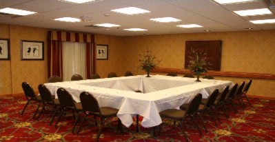 Hampton Inn & Suites - Magnolia Room