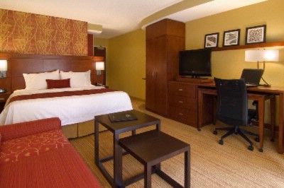 Courtyard by Marriott Richmond North / Glen Allen - King Room