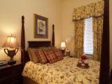 Olde Harbour Inn - 