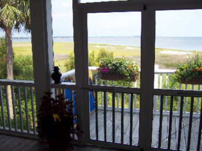Belvidere Club & Resort - Relax & Take In The Beautiful View Of The Charleston Harbor