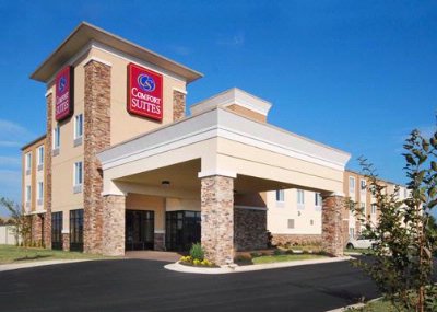 Comfort Suites - 