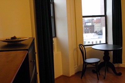 Spot Hostel 5th Avenue - Work/breakfast Desk In Private Room