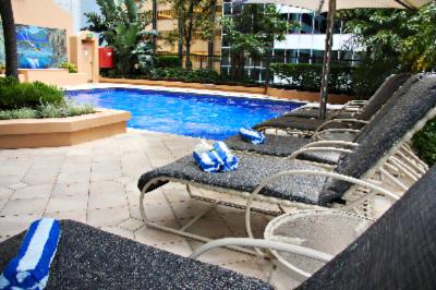 The York by Swiss Belhotel - Pool
