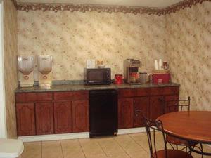 America's Best Value Inn - Breakfast Area