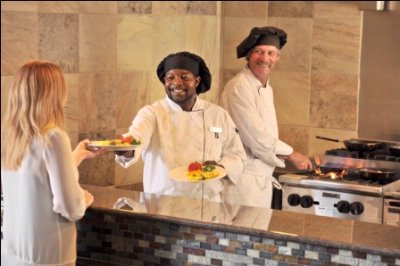 Embassy Suites Des Moines on the River - 