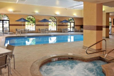 Embassy Suites Des Moines on the River - 