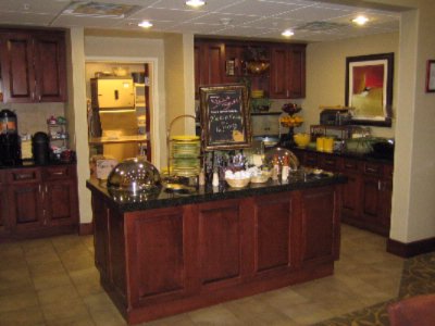 Homewood Suites by Hilton - Breakfast/dinner Area